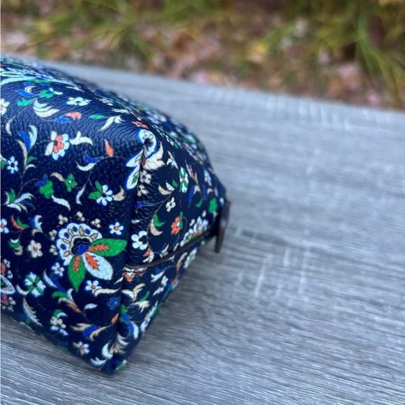 Tory Burch Kerrington Cosmetic Case - Picture 16 of 17